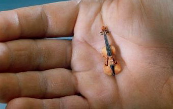 Worlds-smallest-violin